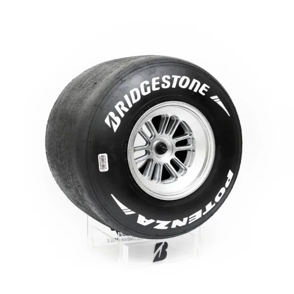 Pole Bridgestone Grande